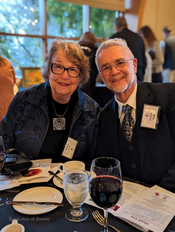 PXL_20230402_011635077.PORTRAITsm